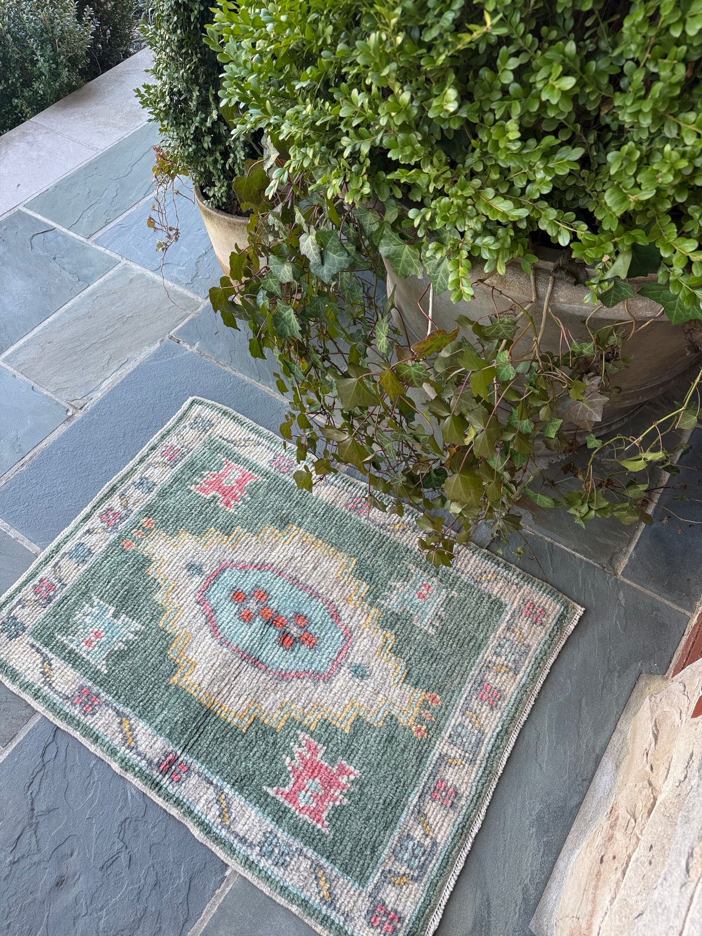 2.4x3.3 Turkish Oushak