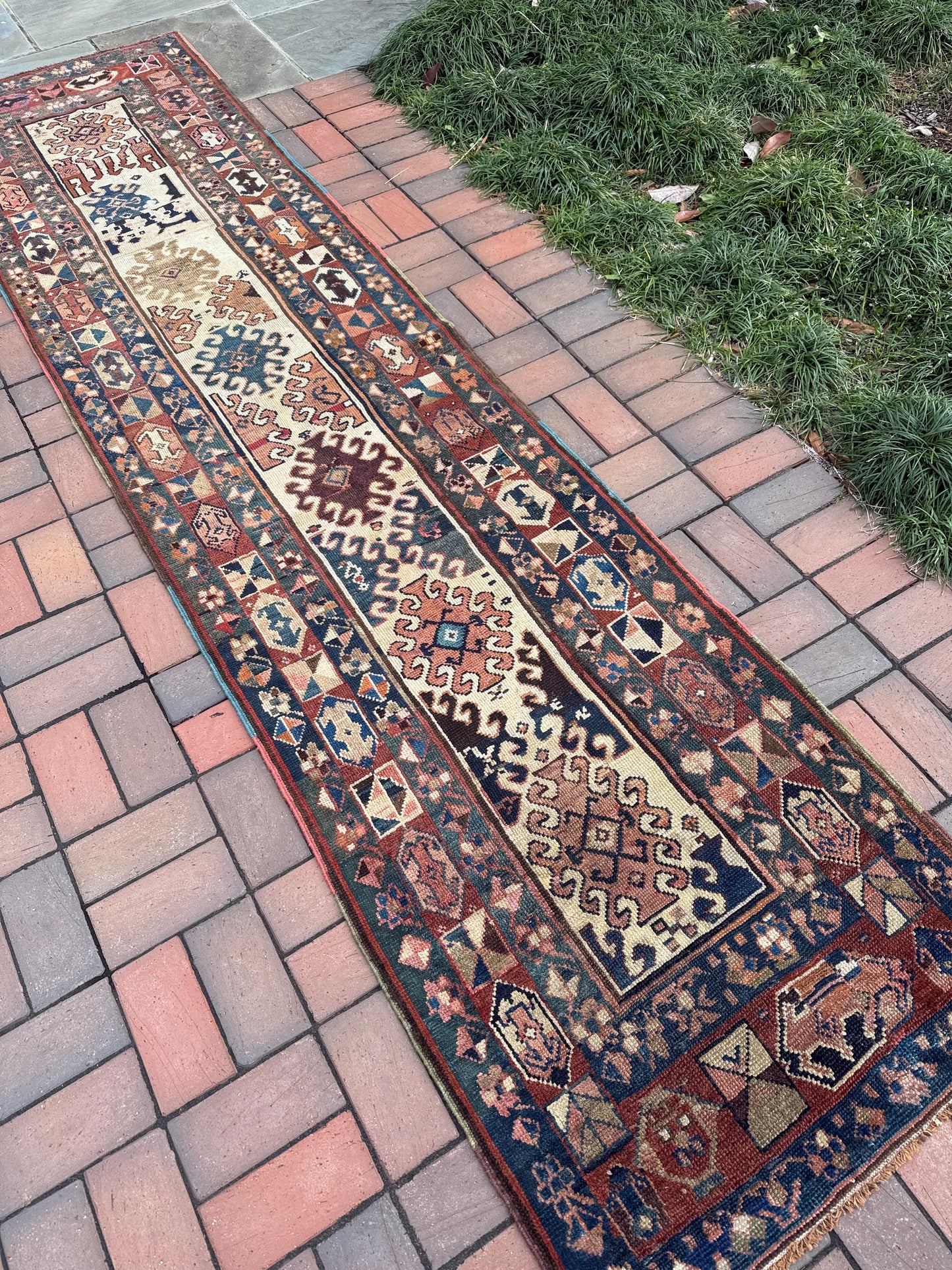 2.7x10.7 Antique Shirvan