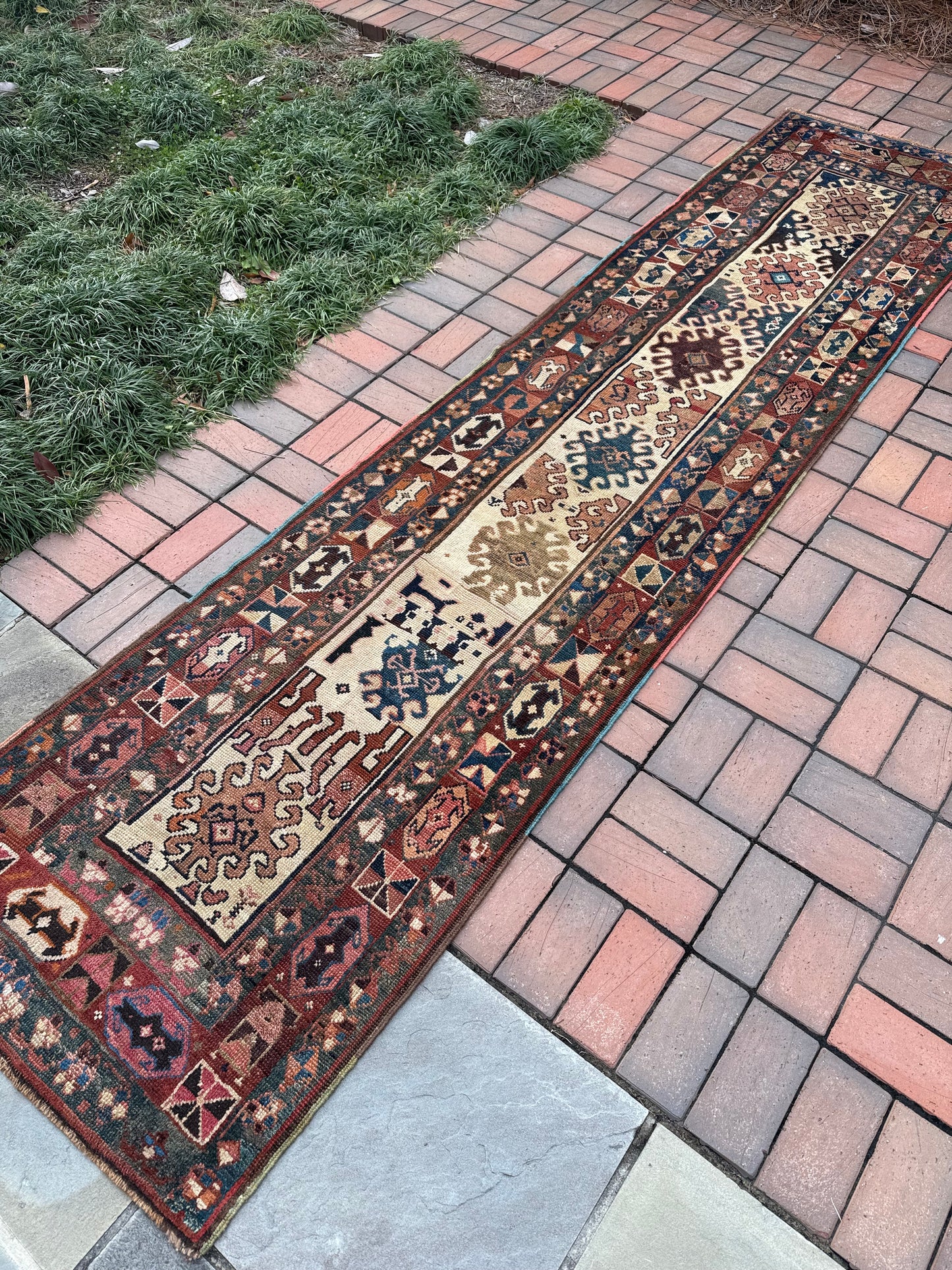 2.7x10.7 Antique Shirvan