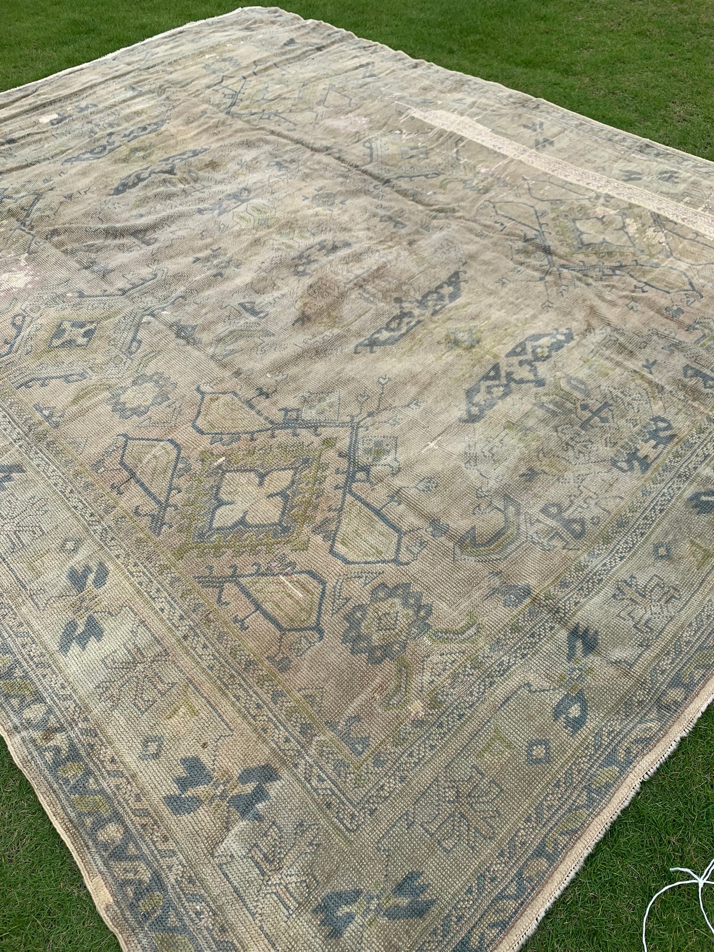 9.3x12.3 Antique Oushak Circa 1920
