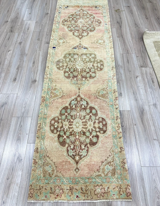 2.6x9 Vintage Anatolian
