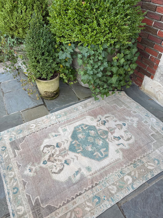 3.9x5.7 Vintage Turkish