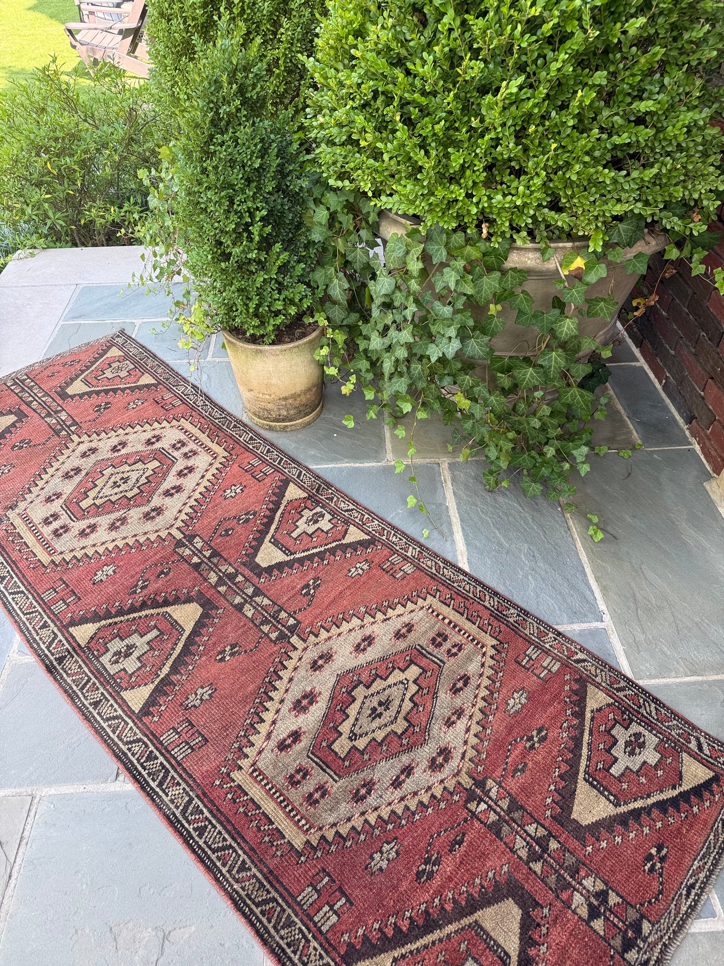 2.10x8.2 Vintage Kars