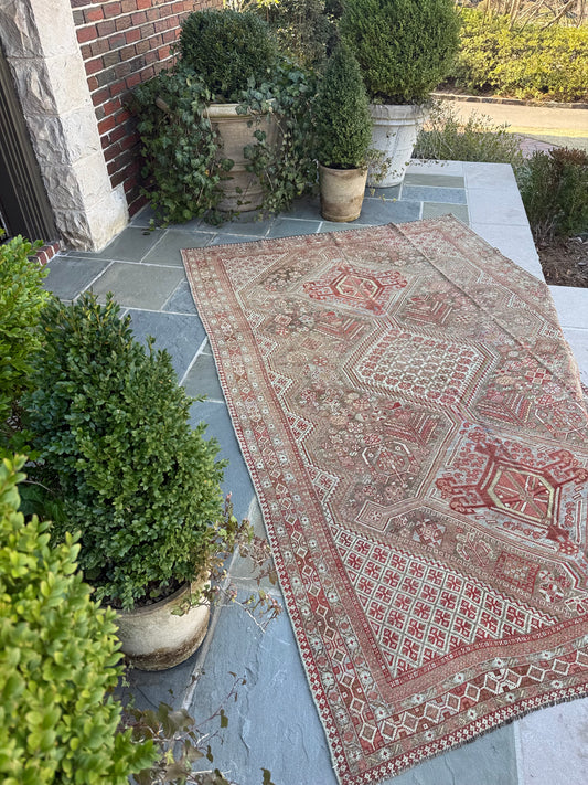 5.7x8.7 Antique Persian Shiraz circa 1940