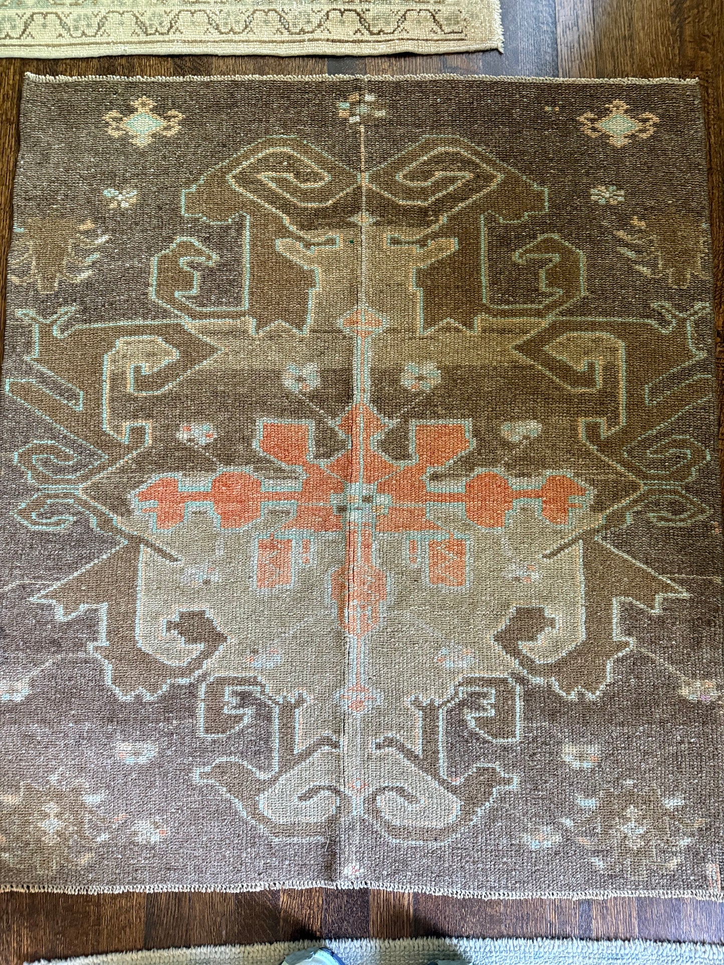 3.6x3.9 Vintage Anatolian