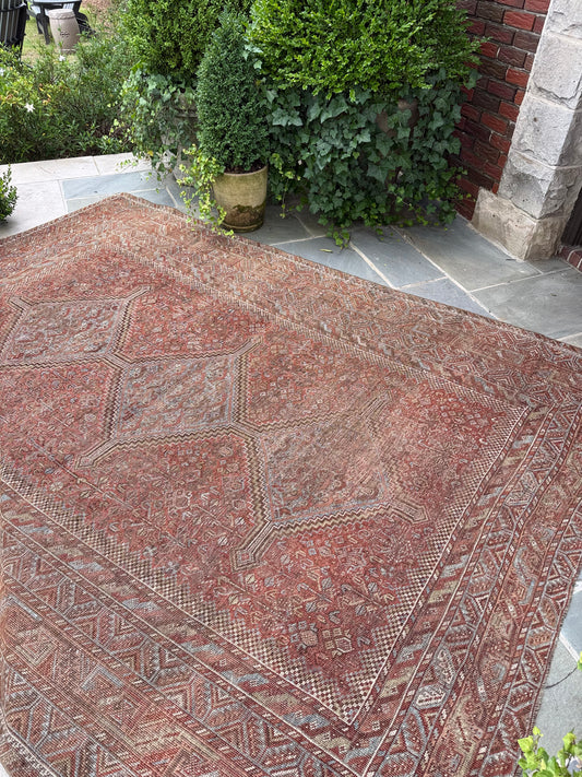 7.4x9.9 Vintage Persian Shiraz