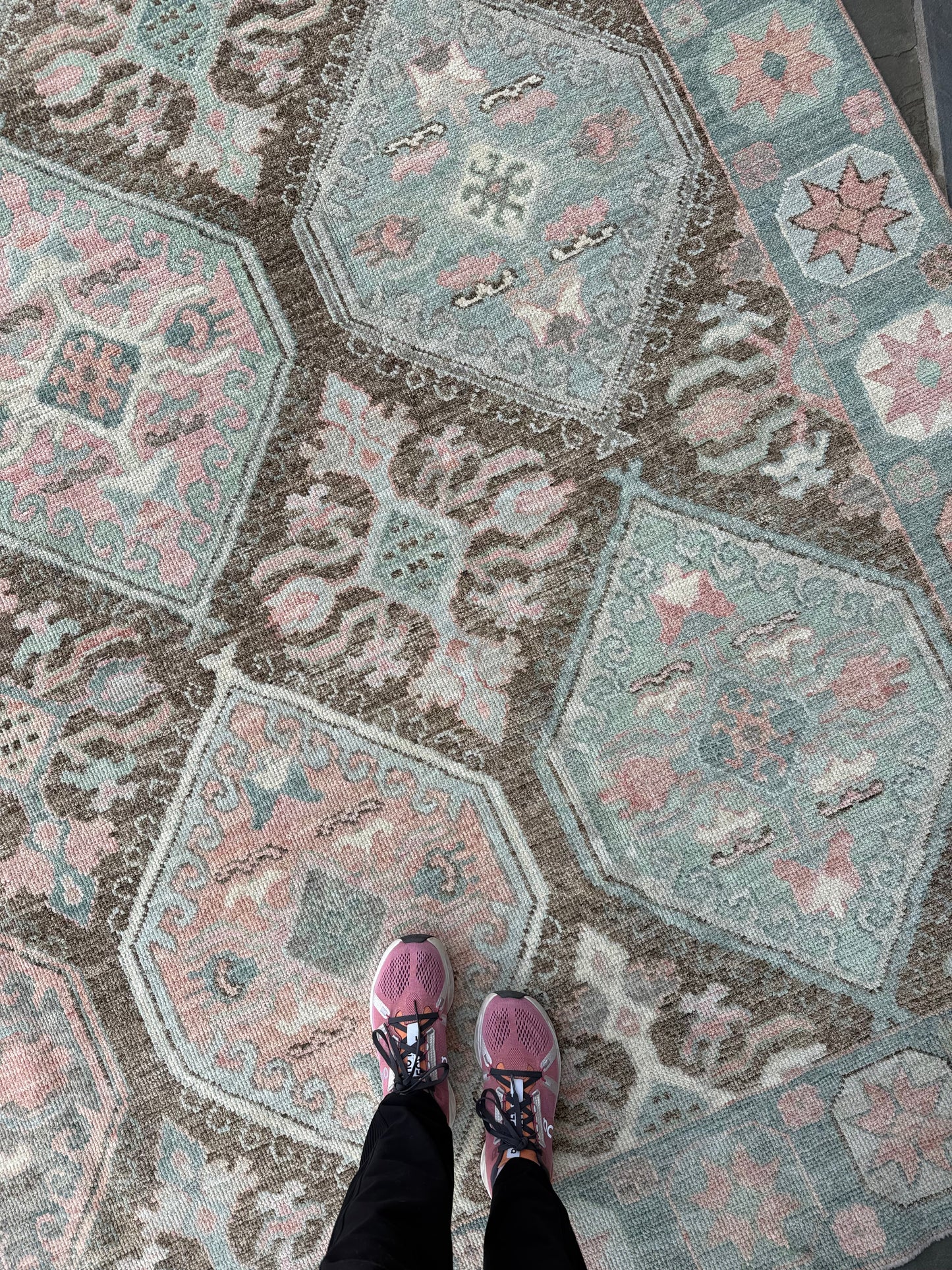 7.7x9.9 Turkish Oushak