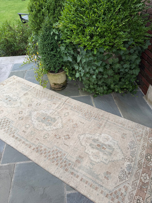 3.2x8.2 Vintage Anatolian
