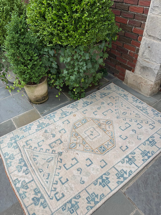 3.9x5.9 Vintage Turkish Canakkale