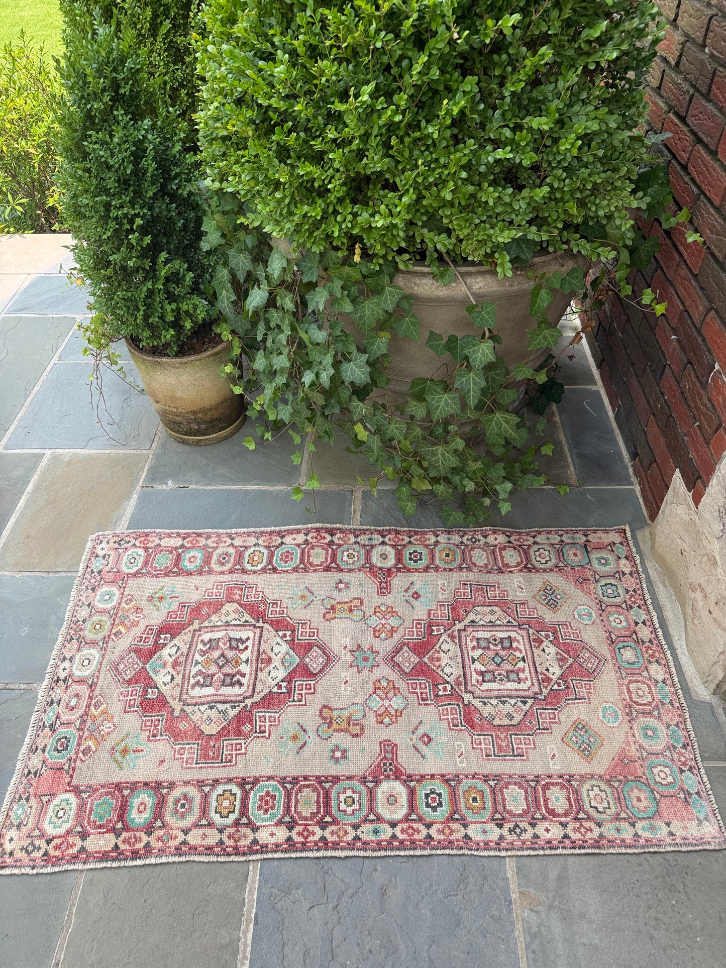 2.7x4.5 Vintage Anatolian