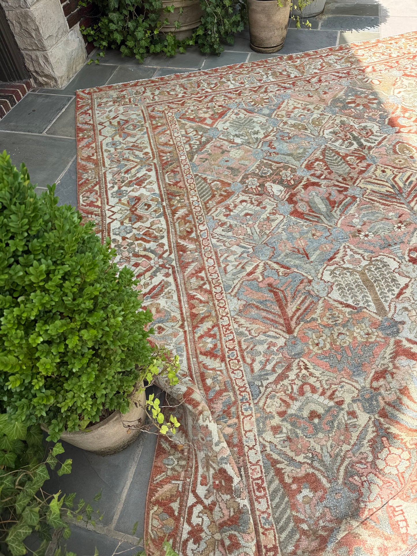 10.3x13.6 Antique Persian Bakhtiari