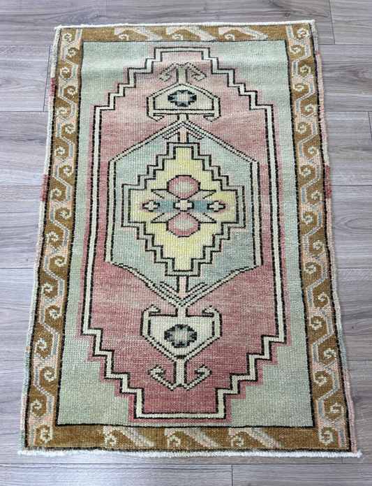 2.3x3.3 Vintage Anatolian
