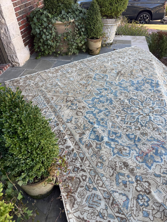 9.7x12.2 Antique Persian Heriz