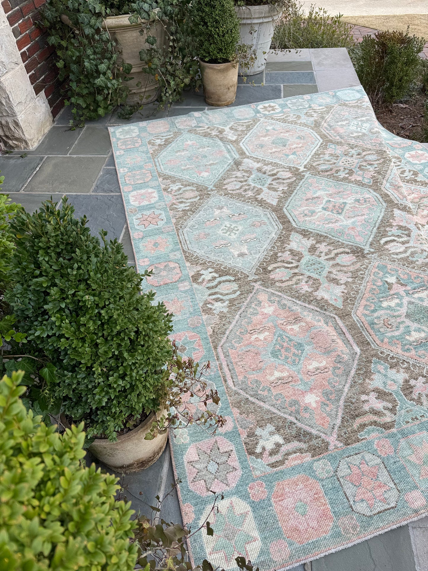 7.7x9.9 Turkish Oushak