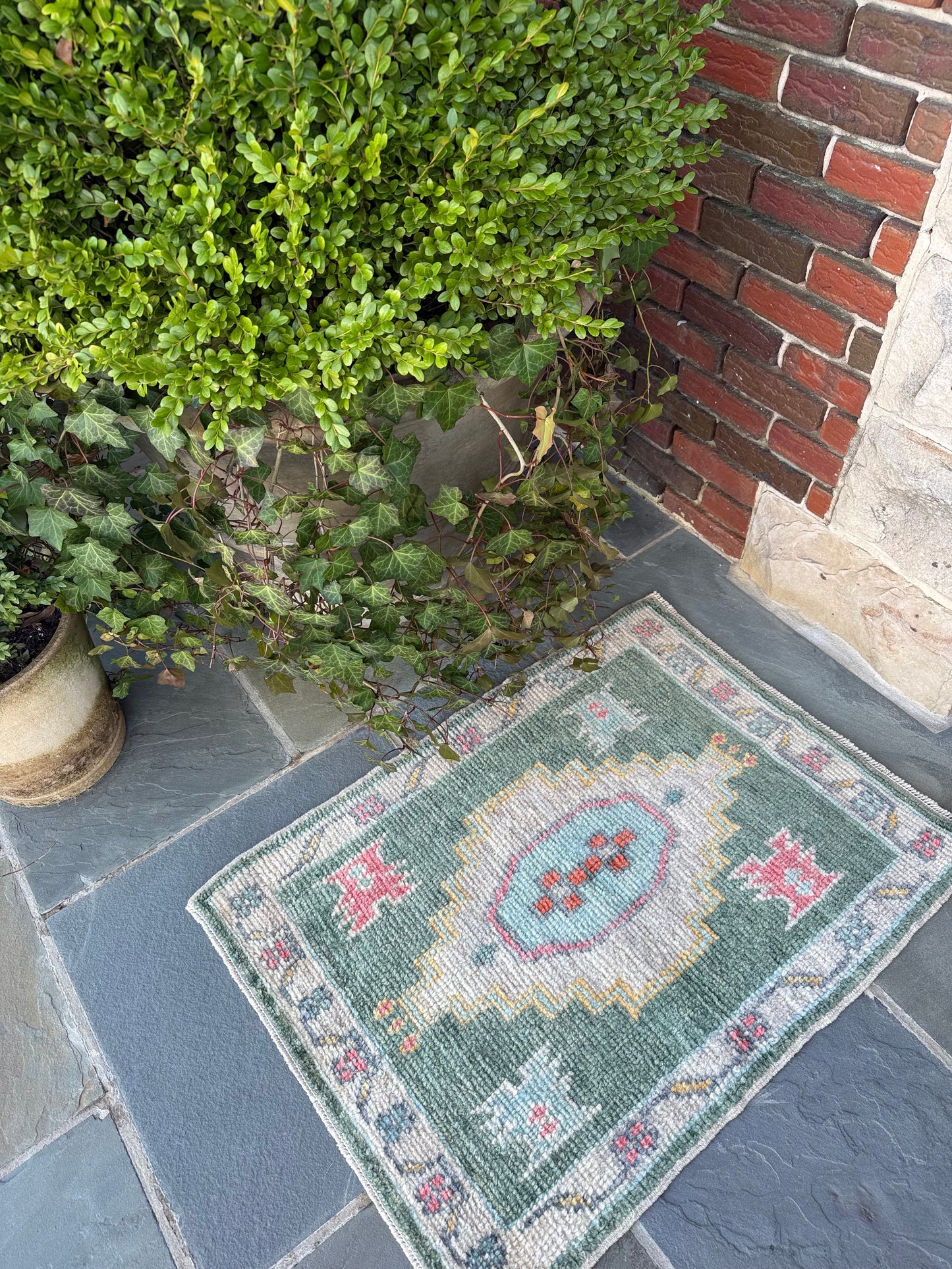 2.4x3.3 Turkish Oushak