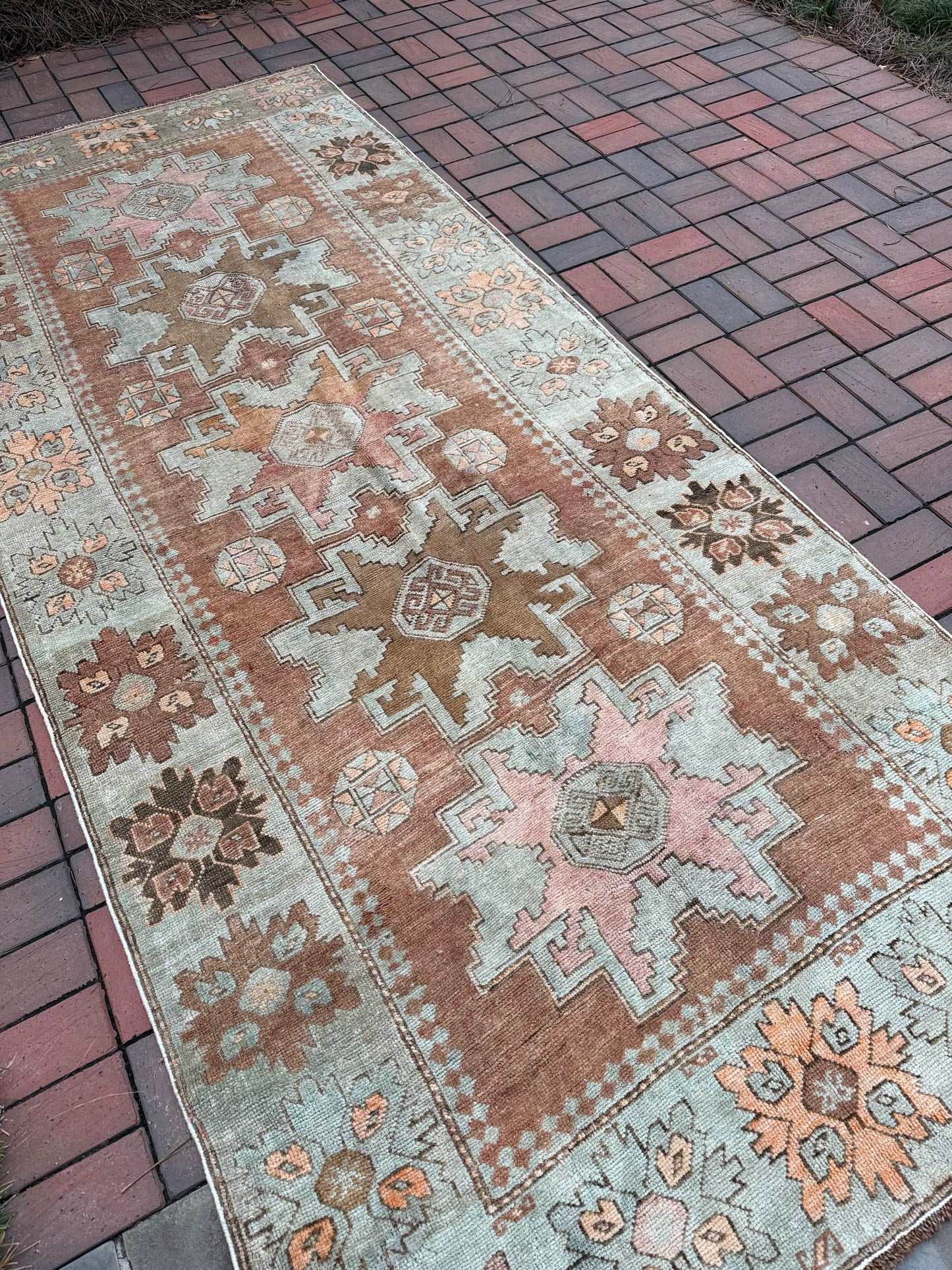 4.8x10.9 Vintage Anatolian