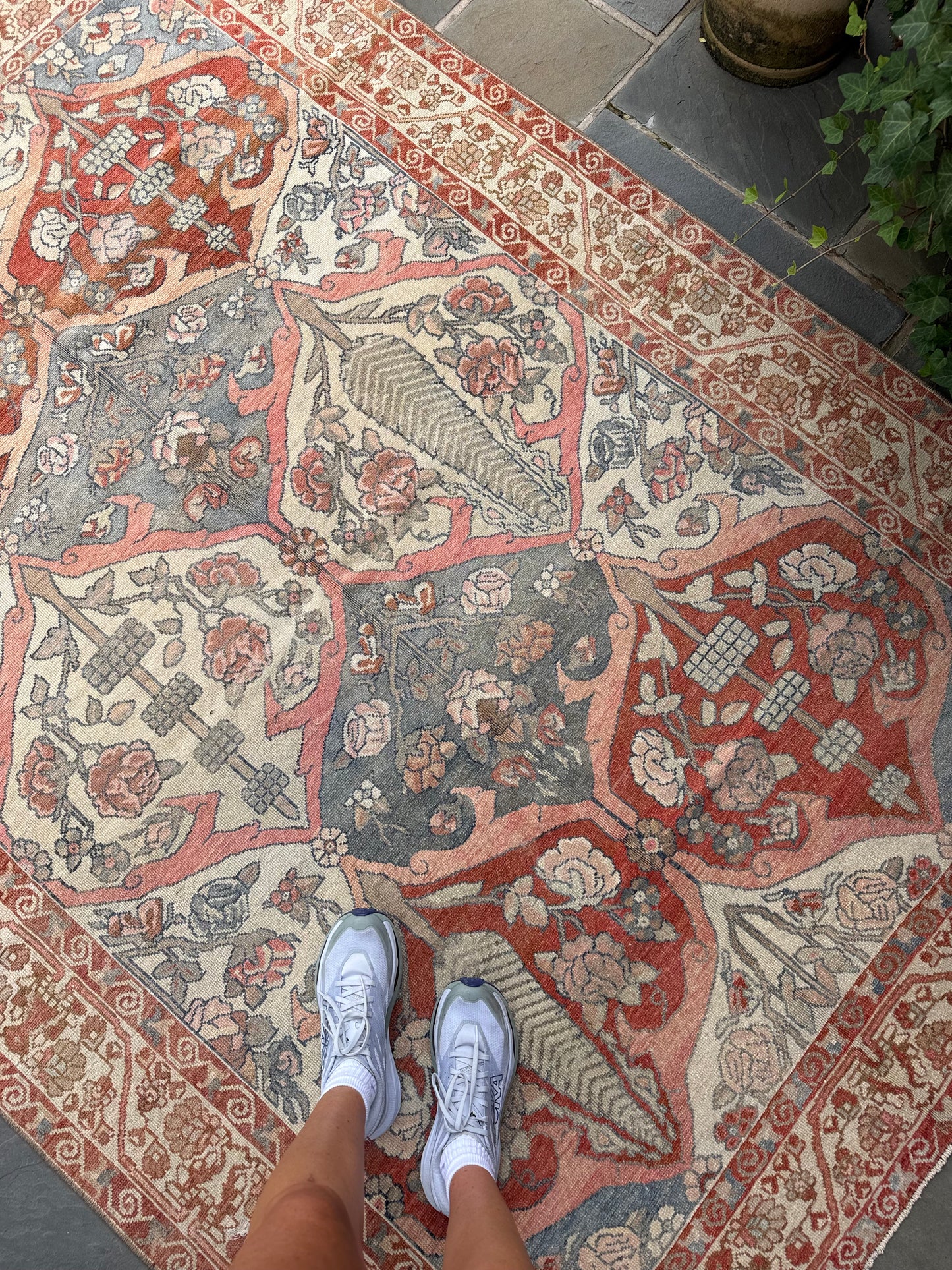 5.5x7.7 Antique Persian Bakhtiari