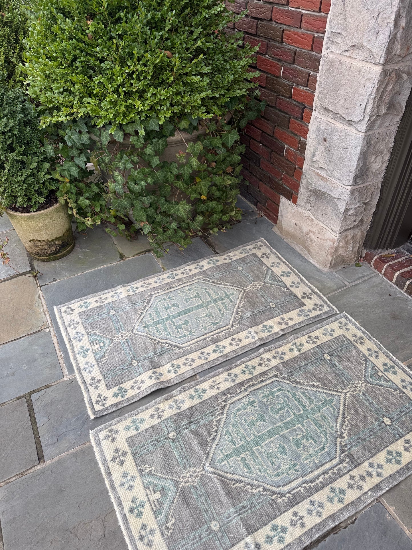 2.2x4 Turkish Oushak