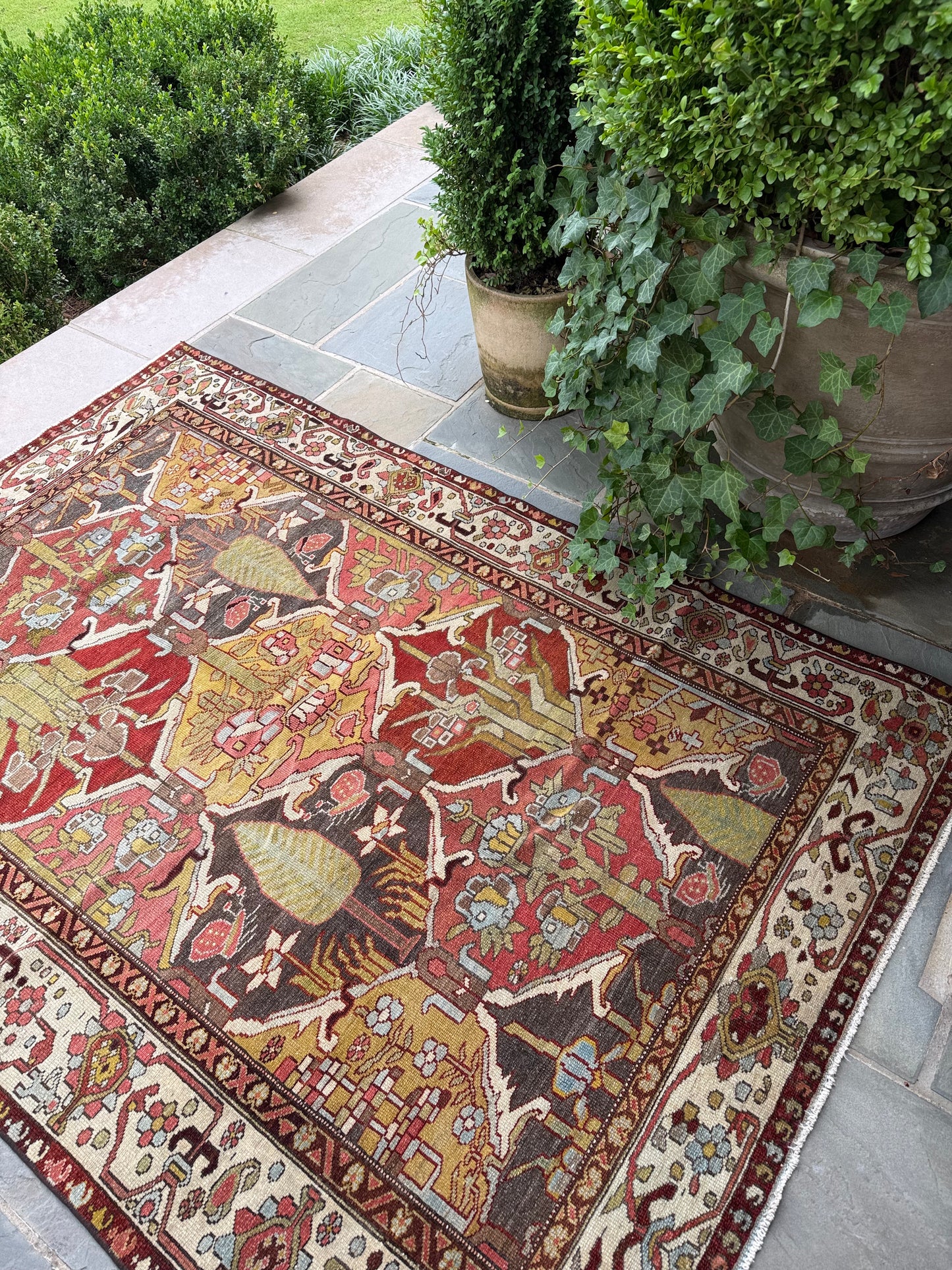 4.8x6.9 Antique Persian Bakhtiari
