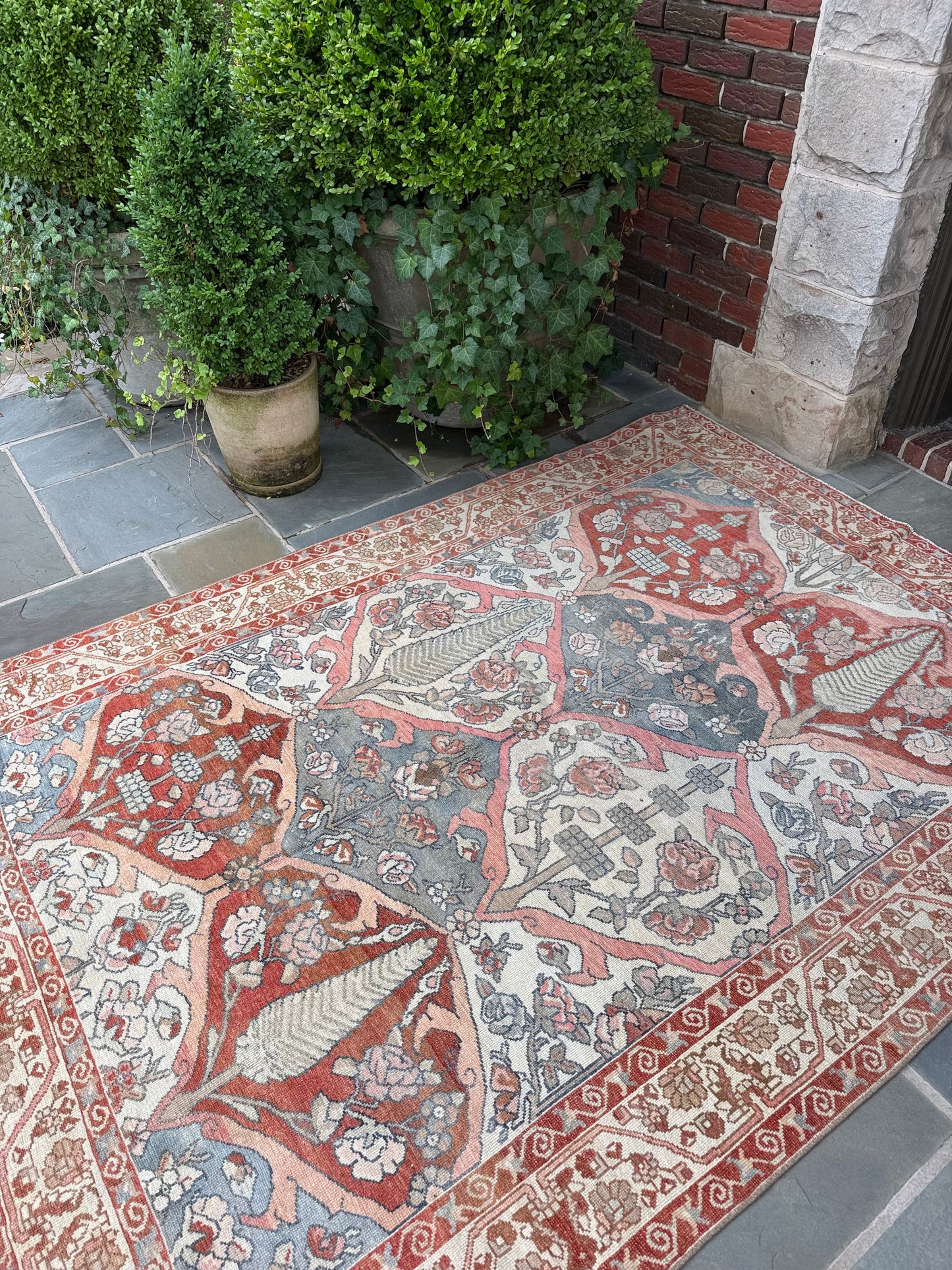 5.5x7.7 Antique Persian Bakhtiari